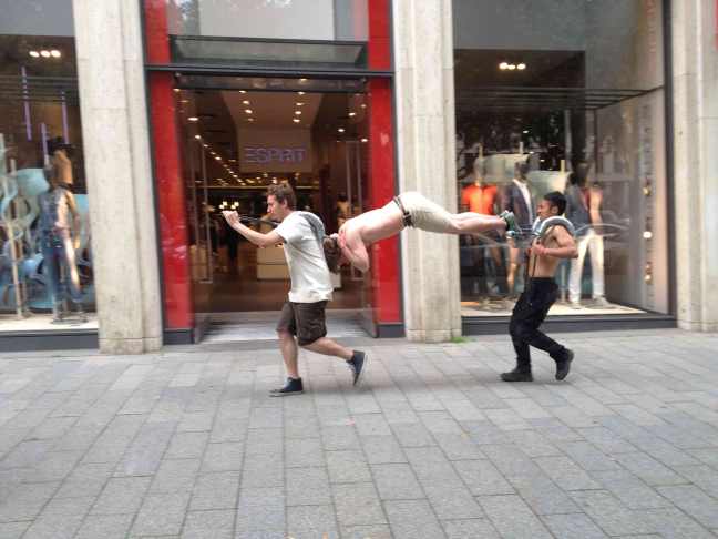 Moving_Mountains_Koe_Leni_Hoffmann